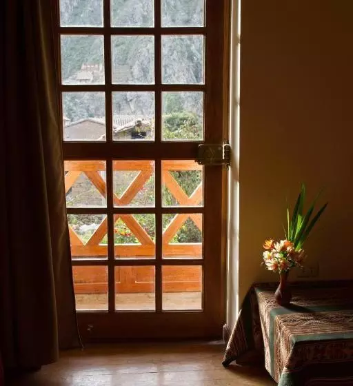 Hotelli Apu Lodge