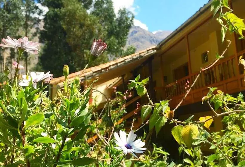 Hotelli Apu Lodge