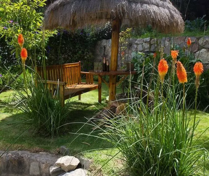 Hotelli Apu Lodge