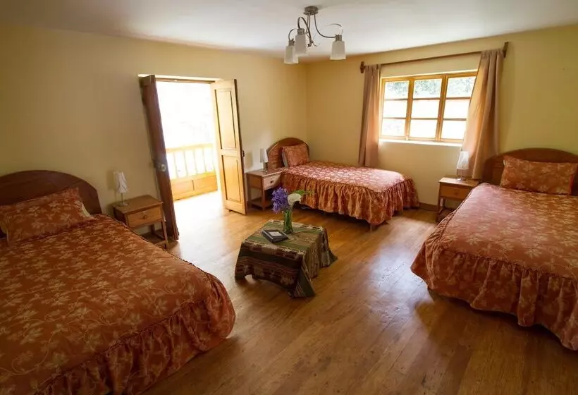 Hotelli Apu Lodge