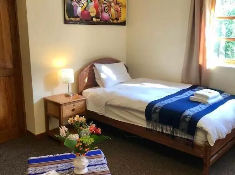 Hotelli Apu Lodge