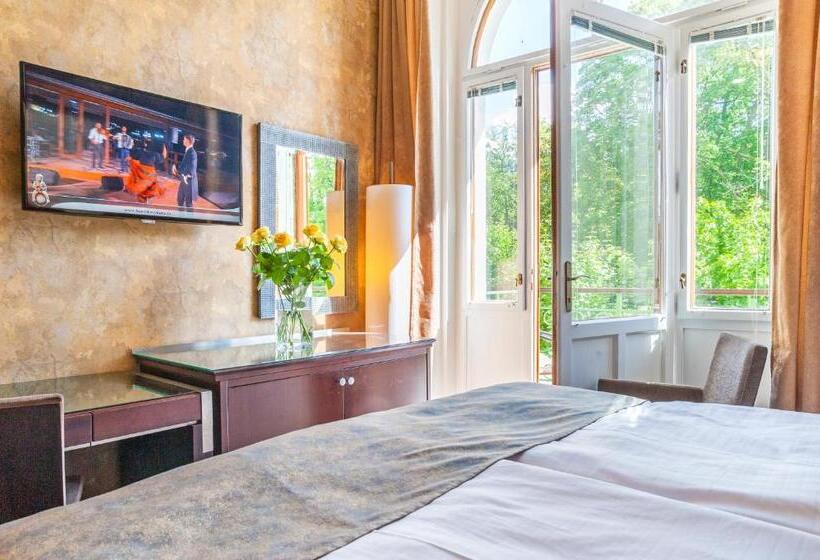 هتل Belvedere Spa & Kur