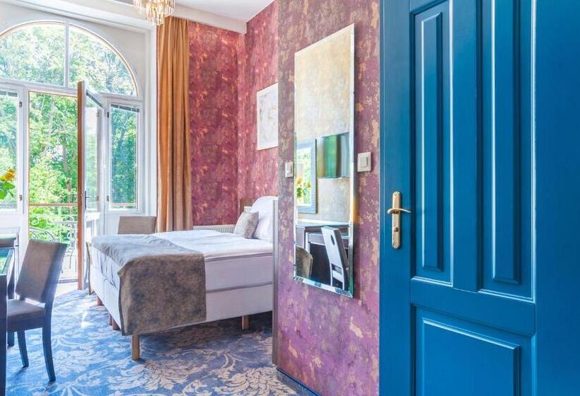 هتل Belvedere Spa & Kur