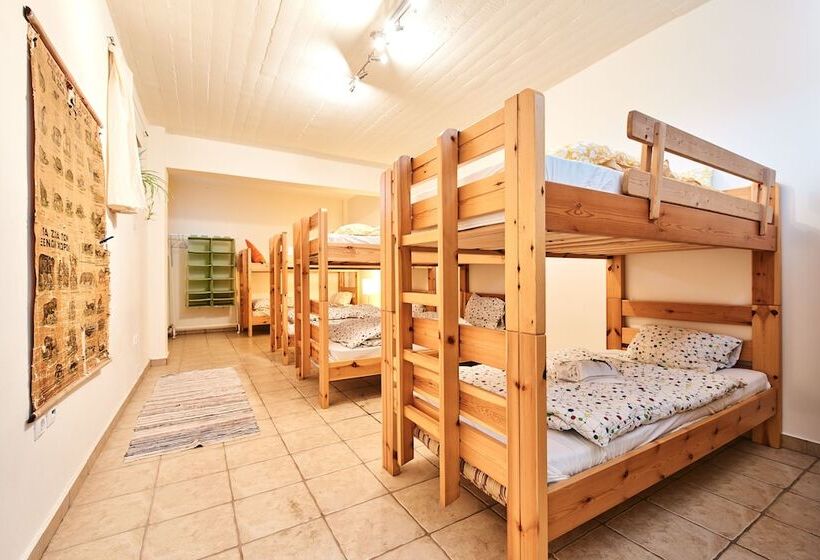 호텔 Hostel Elisson