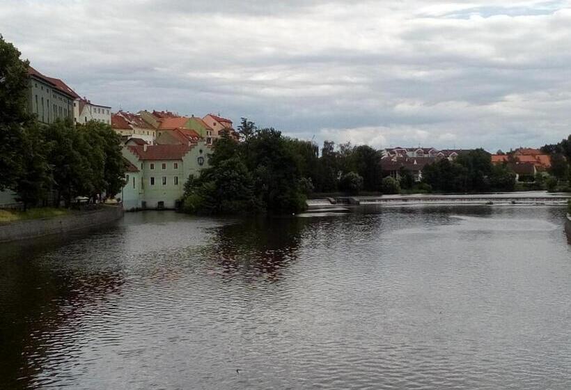 酒店 Manhattan Penzion