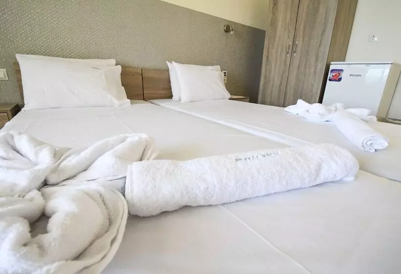 Otel Nefeli Beach
