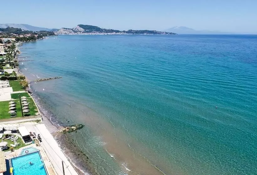Otel Nefeli Beach