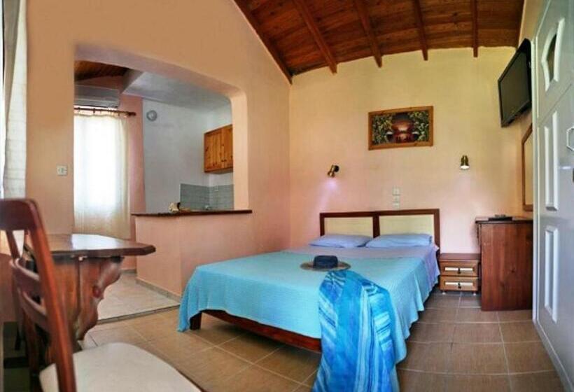 Отель Paradise Studios