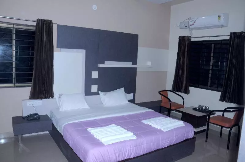 هتل Pleasant Stay, Bijapur