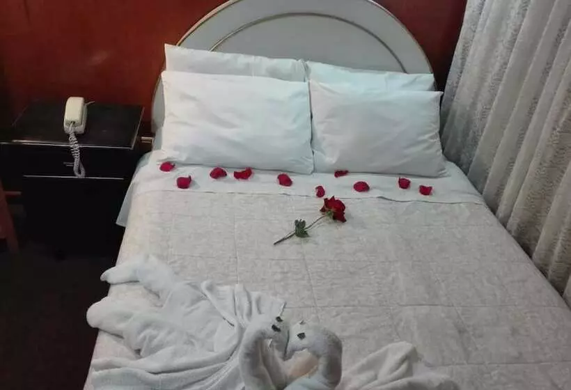 هتل Puma Hostel Puno