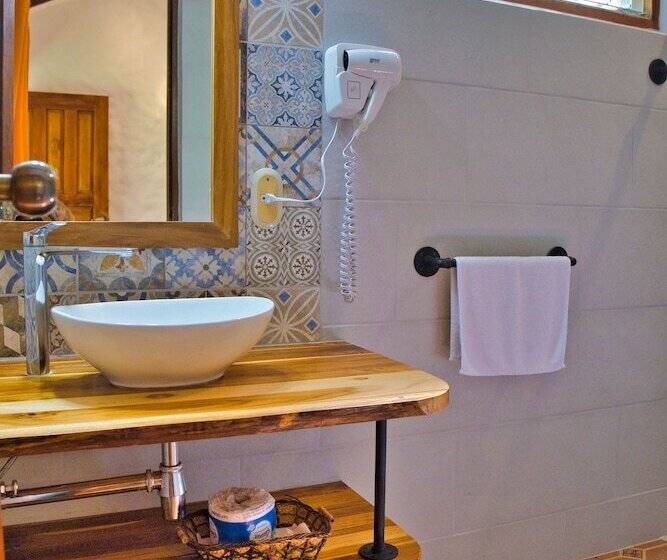 فندق Samara Pacific Lodge