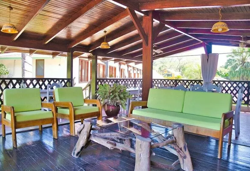 ホテル Samara Pacific Lodge