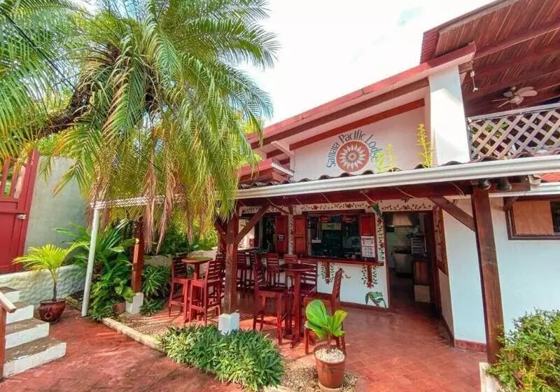 ホテル Samara Pacific Lodge