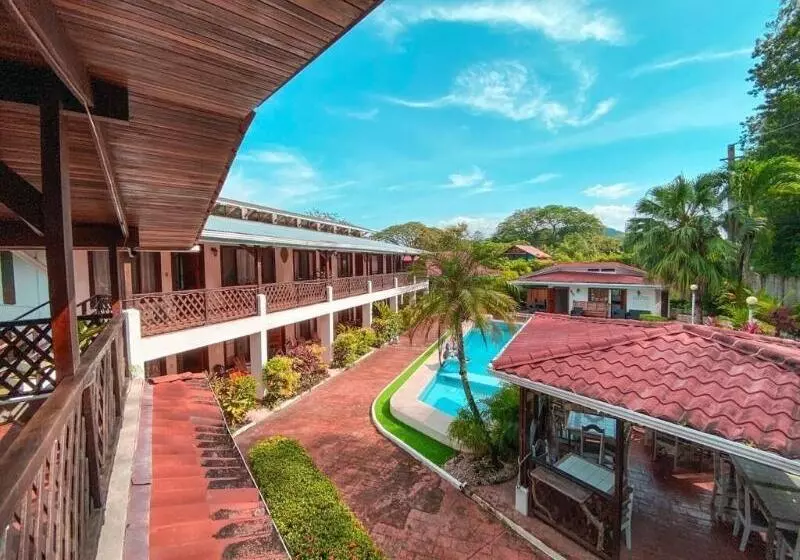 ホテル Samara Pacific Lodge