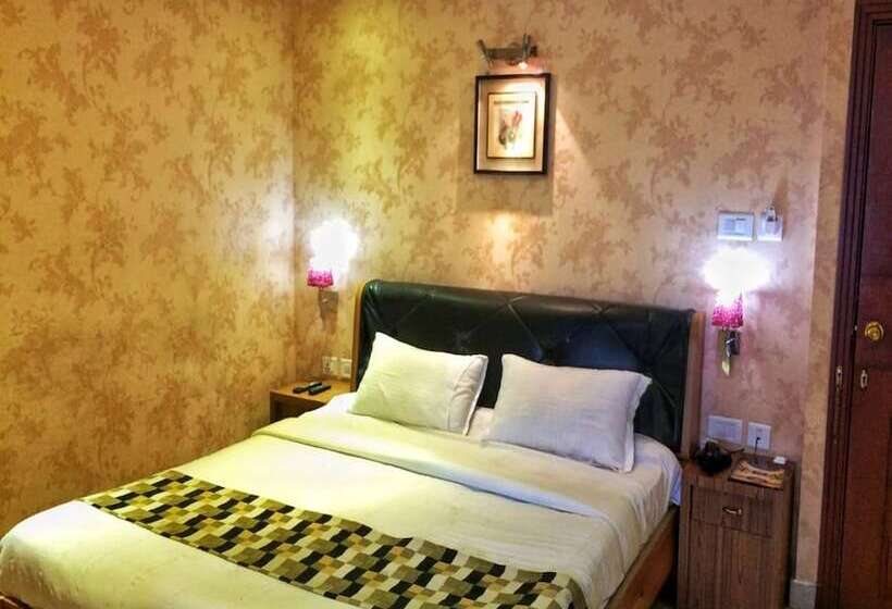 בית מלון כפרי Sea Palace