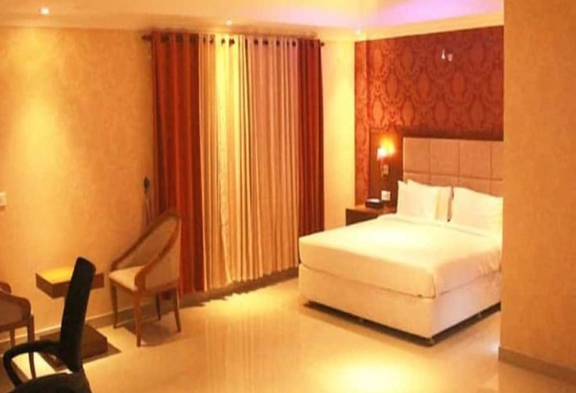 בית מלון כפרי Sea Palace