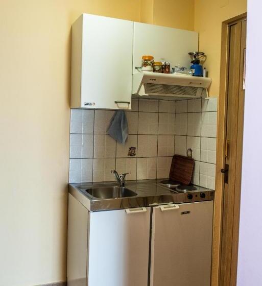 Hotel Guesthouse To Tzaki