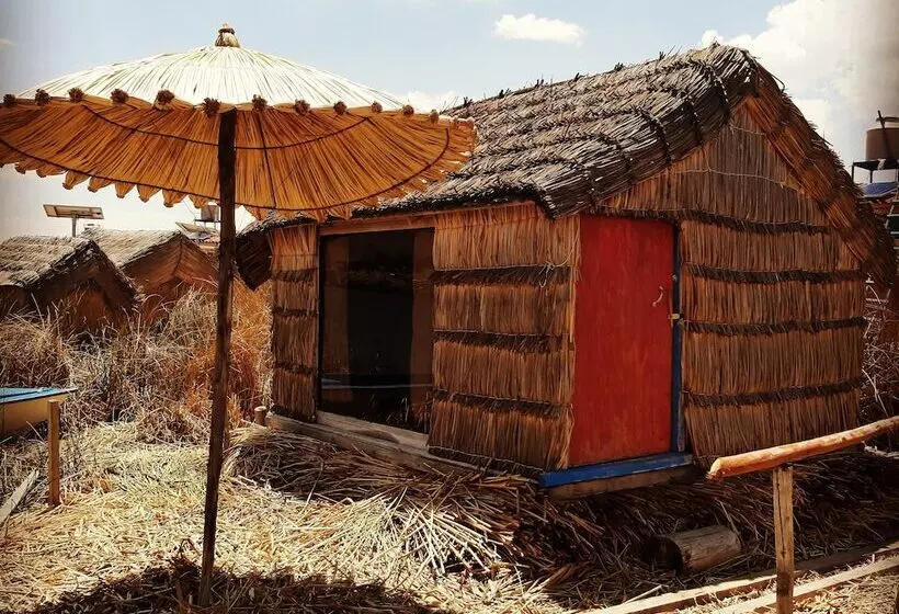 ホテル Uros Quechua Lodge