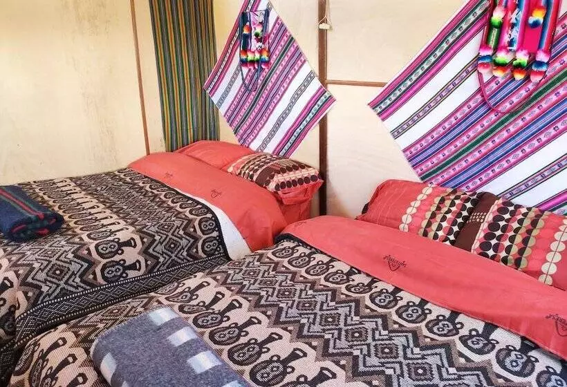 ホテル Uros Quechua Lodge