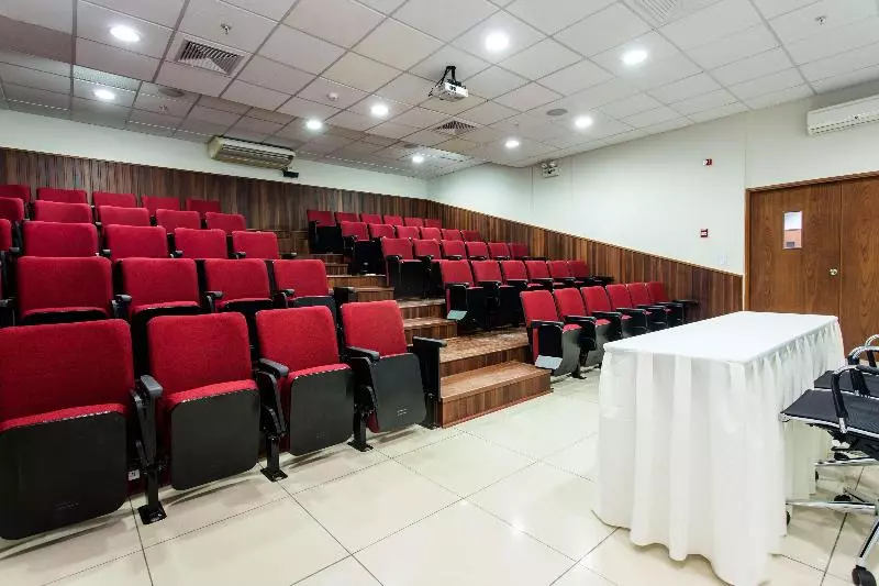ホテル Costa Del Sol Wyndham Pucallpa
