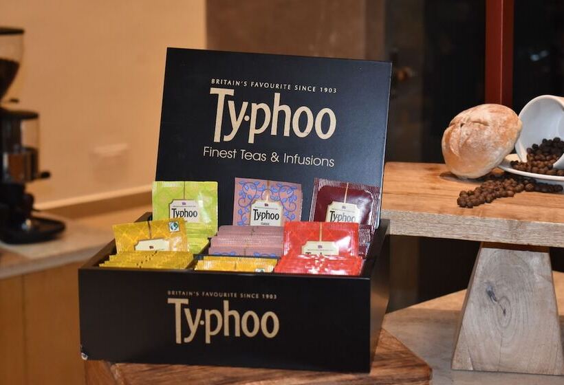 هتل Ramada By Wyndham Katra Station Road