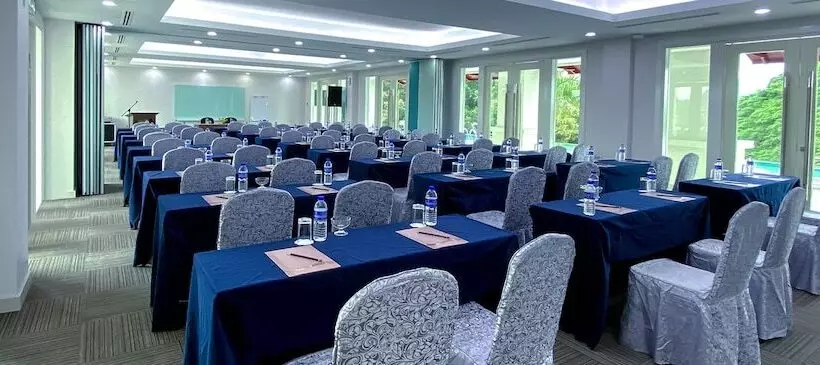 Hotelli Casuarina Kuala Kangsar