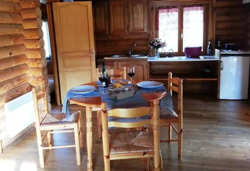 ホテル Camping Les Portes Du Beaujolais