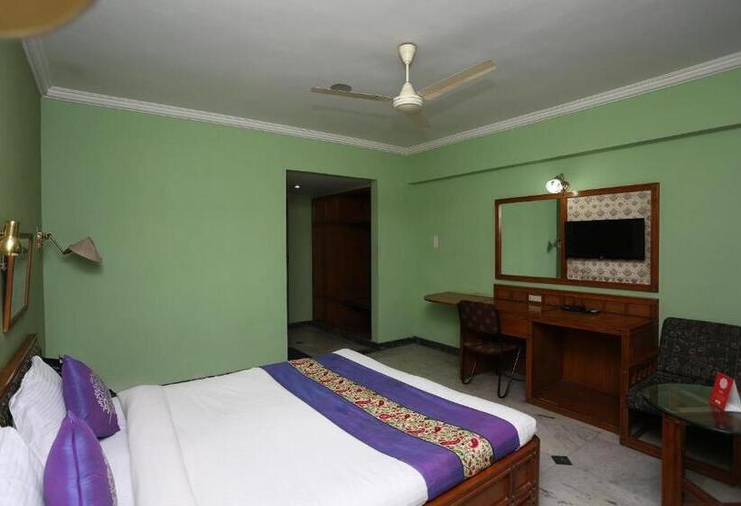 فندق Capital O 4604 Shiva S Regency