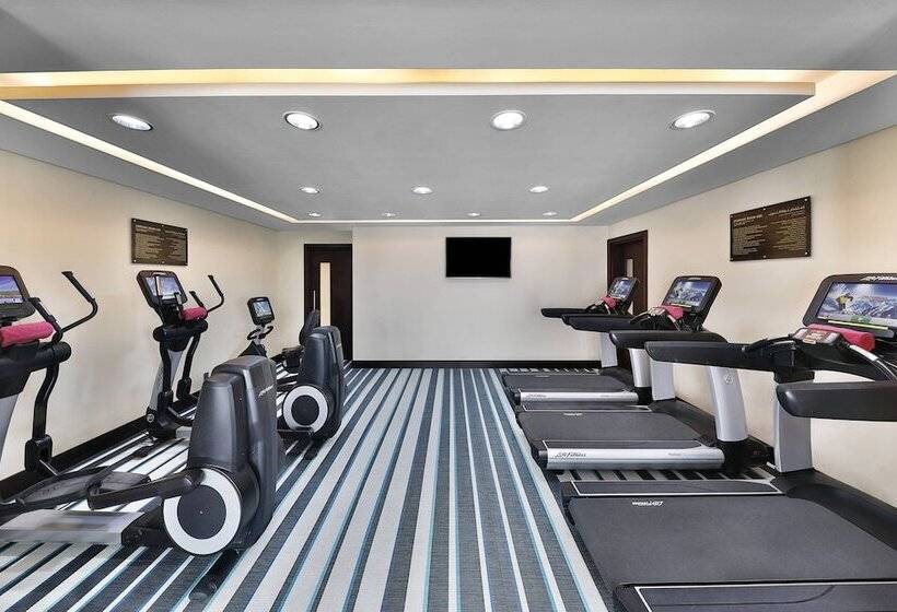 בית מלון כפרי Courtyard By Marriott Riyadh Olaya