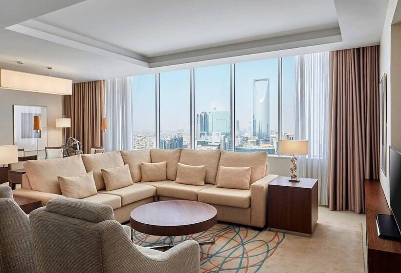 בית מלון כפרי Courtyard By Marriott Riyadh Olaya