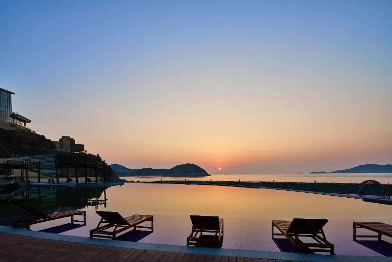 ホテル Crowne Plaza Ningbo Xiangshan Sea View By Ihg