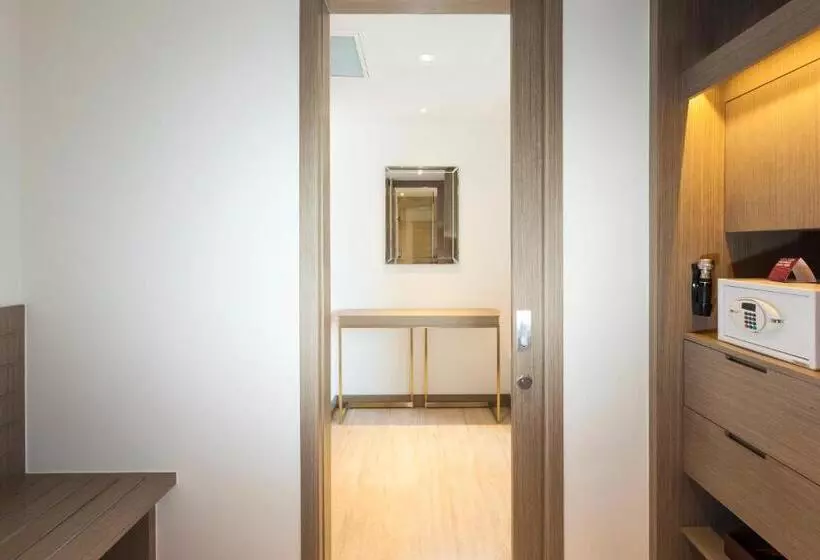 ホテル Crowne Plaza Vientiane, An Ihg