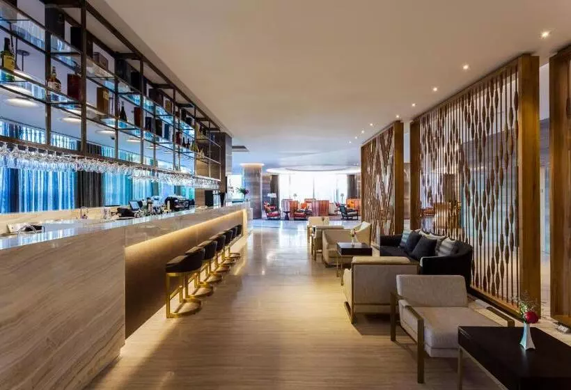 ホテル Crowne Plaza Vientiane, An Ihg