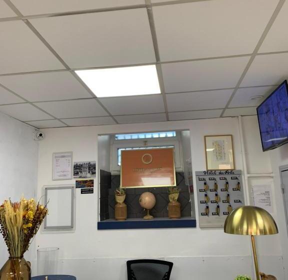 هتل Hôtel Des Arts Aix