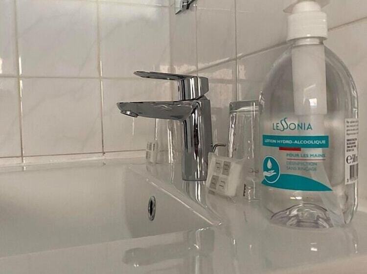 هتل Hôtel Des Arts Aix