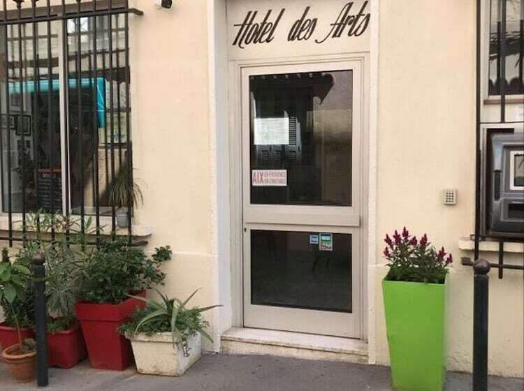 هتل Hôtel Des Arts Aix