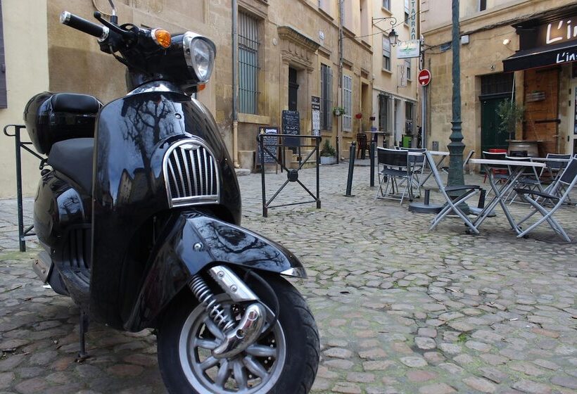 هتل Hôtel Des Arts Aix