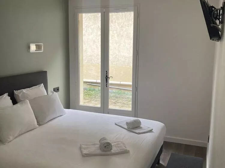 هتل Du Chateau