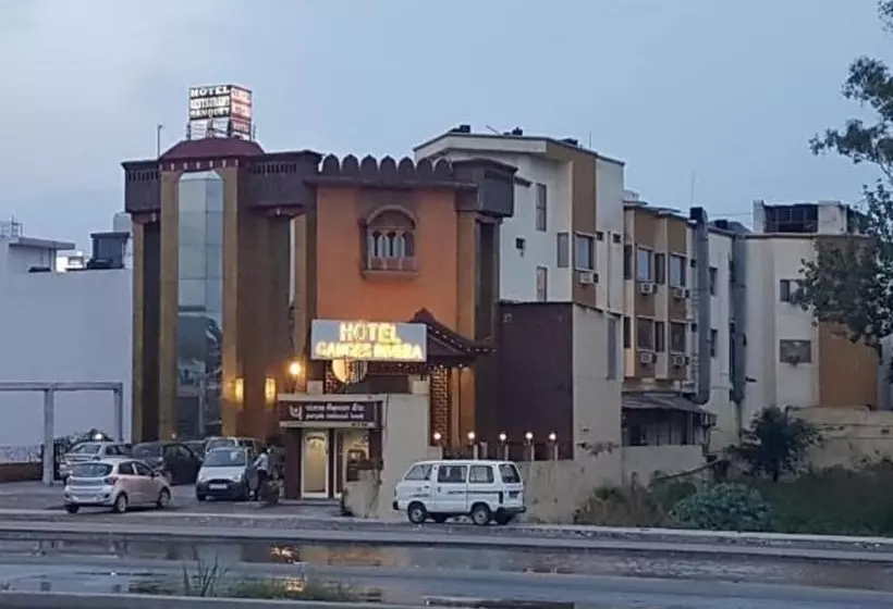 Hotel Ganges Rivera