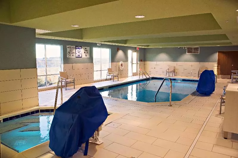 ホテル Holiday Inn Express & Suites Rantoul, An Ihg