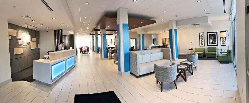ホテル Holiday Inn Express & Suites Rantoul, An Ihg