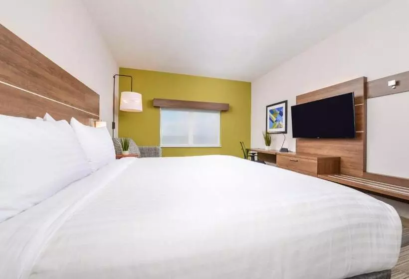 ホテル Holiday Inn Express & Suites   St. Petersburg   Madeira Beach, An Ihg