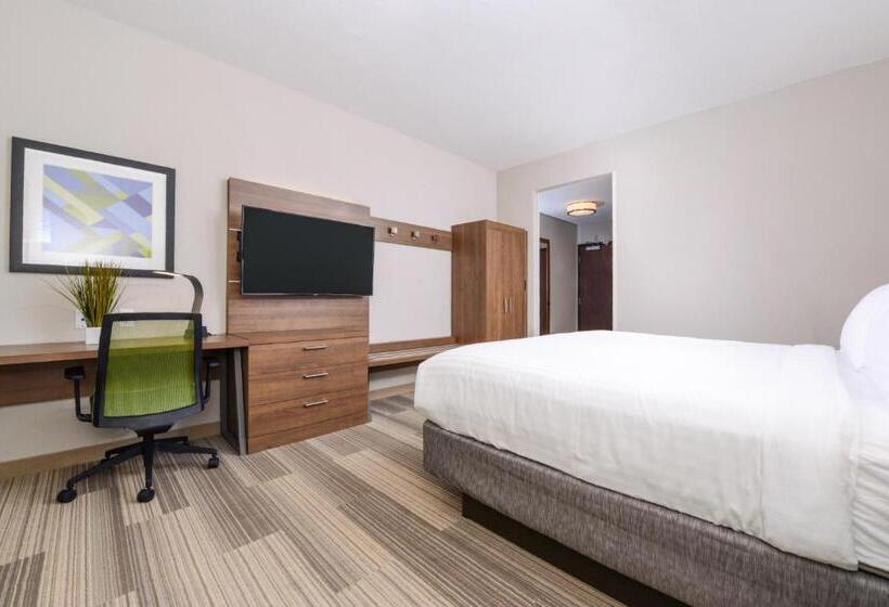 فندق Holiday Inn Express & Suites   St. Petersburg   Madeira Beach, An Ihg