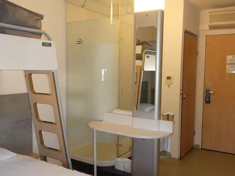 ホテル Ibis Budget Istres Trigance