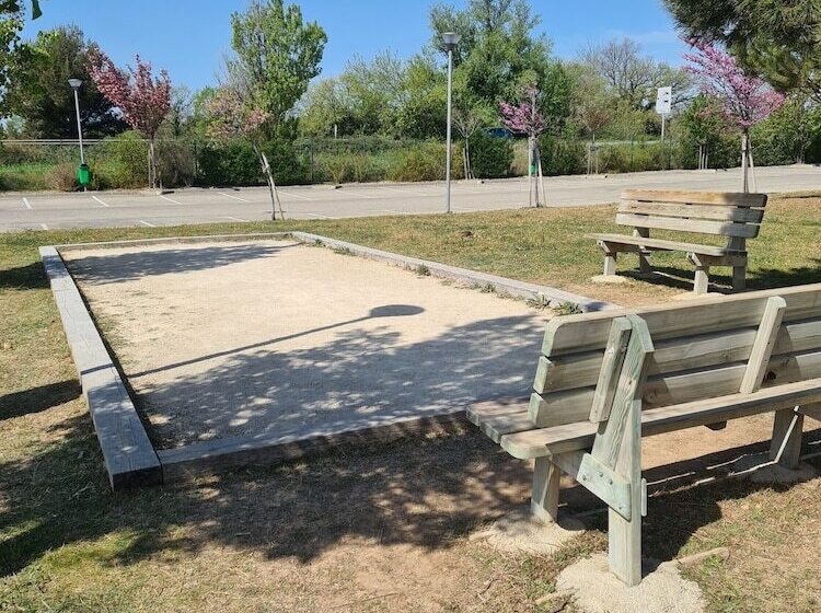 Отель Ibis Budget Istres Trigance