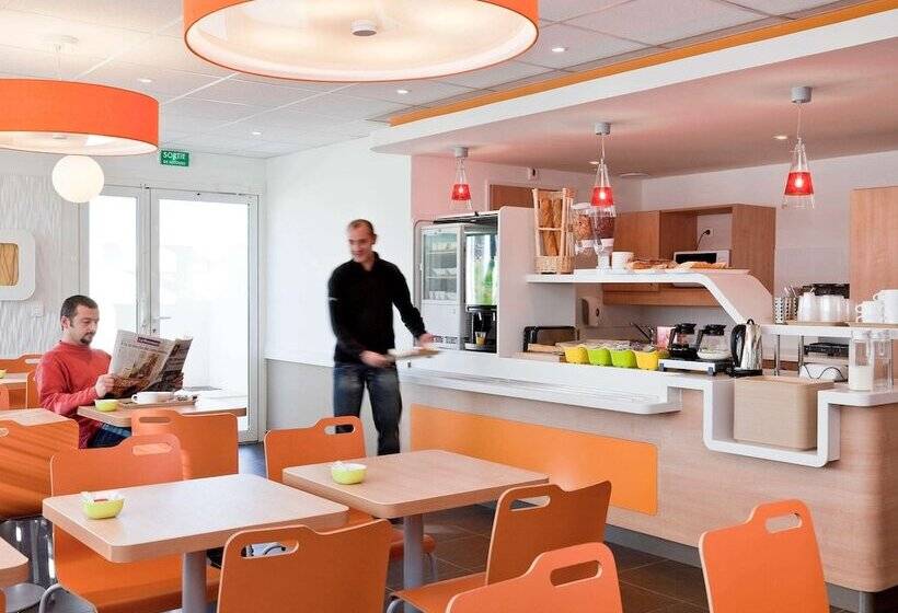 Отель Ibis Budget Istres Trigance