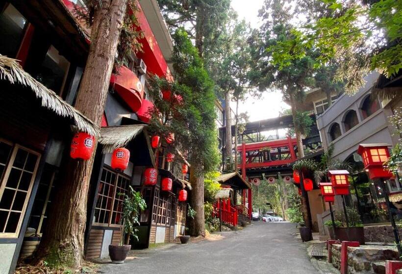 هتل 明山森林會舘 The M Village