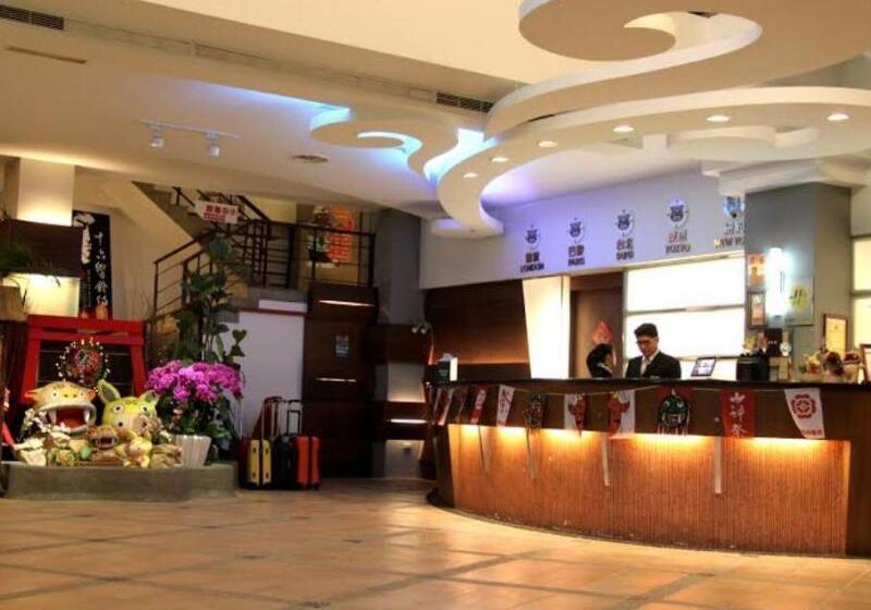 هتل 明山森林會舘 The M Village