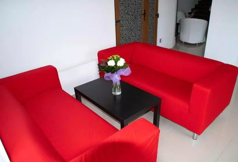 Hotel Otopeni