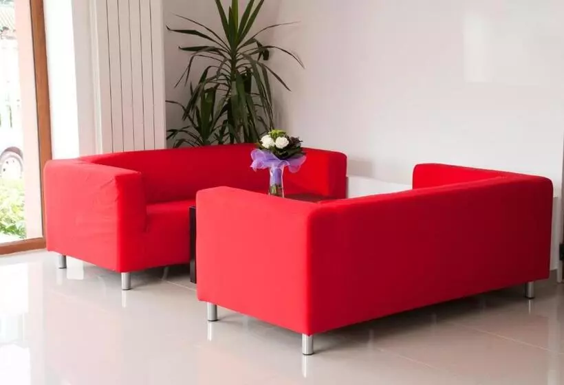 Hotel Otopeni